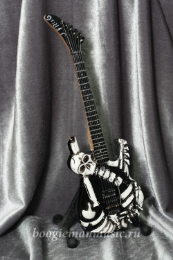Сувенирная мини-гитара Dem Bones